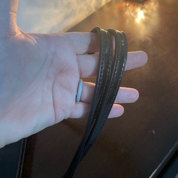 Medium sized Michael Kors purse - Picture 3 of 4